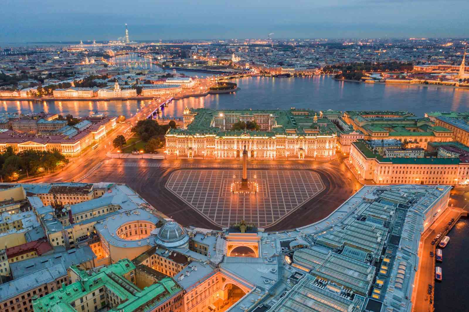 圣彼得堡旅行小贴士，带你游圣彼得堡的两宫一殿