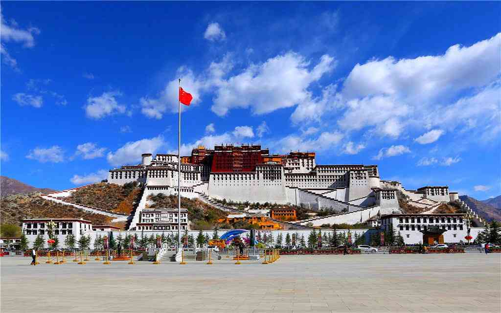 西藏旅游攻略，必去景点推荐