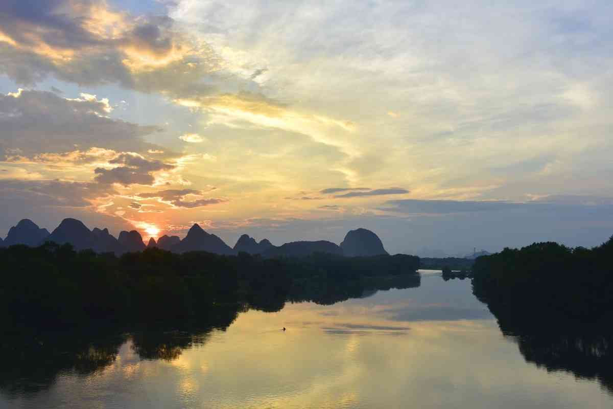 去广西旅游几月份好，广西天气如何