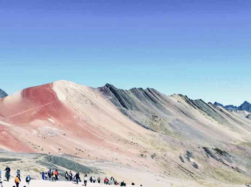 你见过彩虹山吗？带你体验藏在海拔5200米的彩虹天堂