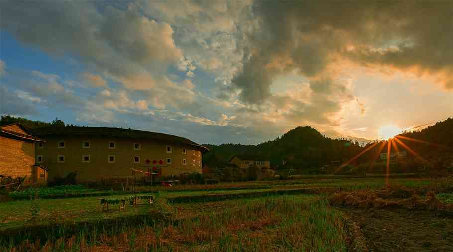 福建最原始的土楼，南靖河坑