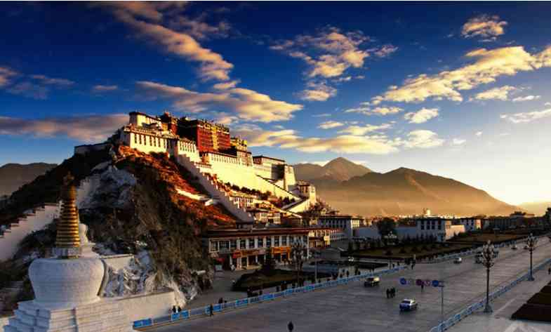 外籍人士去西藏旅游为什么不能自由行？注意事项全讲解