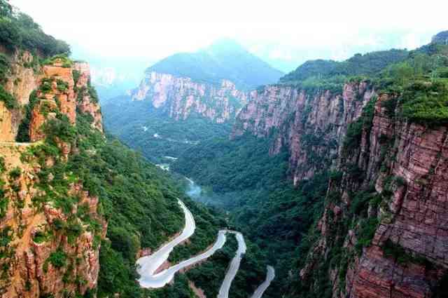 绝壁之巅|中国最危险的村庄，郭亮村攻略