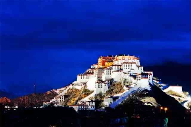 西藏意象：通往天堂的阶梯