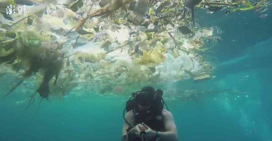 巴厘岛垃圾泛滥成灾，每日清洁超5吨