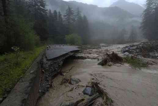 九寨沟现在能去吗？持续降雨引发九寨沟景区泥石流