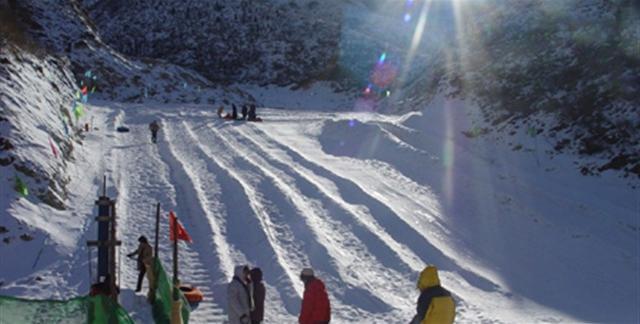 济南金象山滑雪场