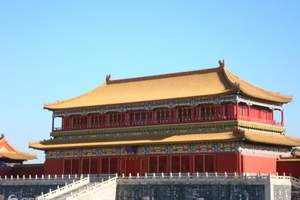 广州到北京旅游_北京毛主席纪念堂、鸟巢、八达岭、后海五天游