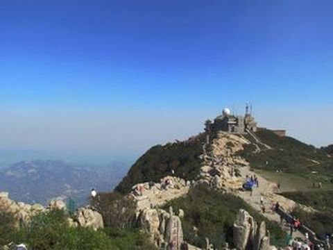 <泰山-趵突泉动车2日游>五岳之首览众山小，赏趵突泉