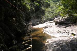 永泰龙门峡谷赏瀑汽车一日游（周六.日.10/1-7发团）