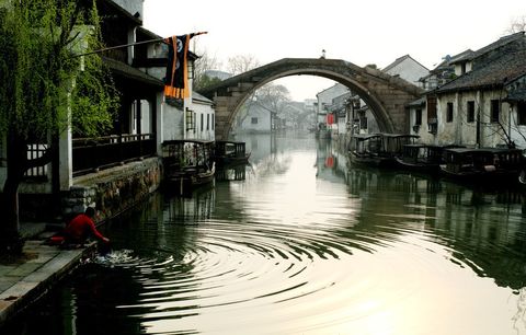 <华东五市-沙家浜-西塘-乌镇5日游>南京进杭州出