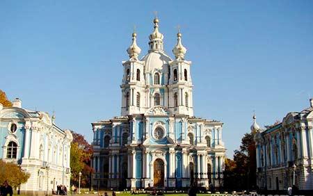 <莫斯科-圣彼得堡8日游>海航往返，克里姆林宫，卡洛明斯克庄园