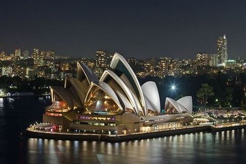 <澳大利亚凯恩斯9日游>新加坡航空，畅游悉尼港，主题乐园