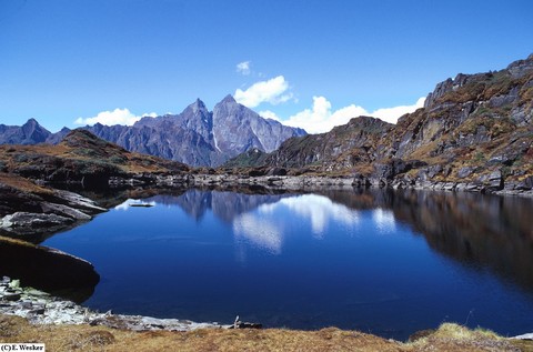 <尼泊尔7晚8日游>雪山美景，丛林探险，成都起止